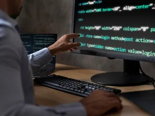 Descubra o potencial de LLMs na programação: evolução e aplicativos