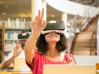 Aprendendo no Metaverso: Revolução na Educação com Realidade Virtual
